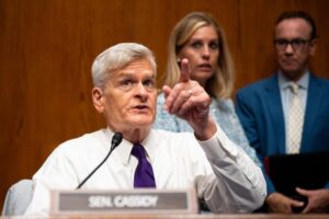 Bill_Cassidy_GettyImages-2221348844_edit.jpg