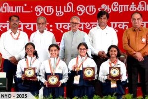 CISCE-Girls-Team-14-17yrs-Gold-Medal_NYO25_Valedictory-Ceremony.jpeg