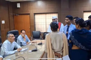 bihar-govt-to-teachers-dont-visit-secretariat-for-transfer-issues.jpg