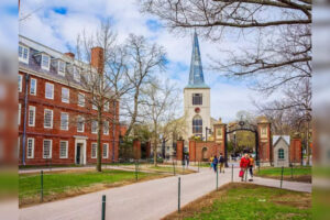 harvard-cuts-off-900-graduate-students-from-union-igniting-controversy-over-employment-status.jpg