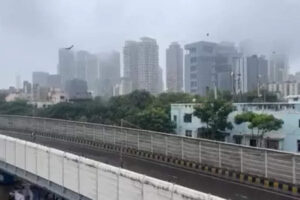 mumbai-hit-by-record-rains-flights-disrupted-schools-closed-under-red-alert.jpg