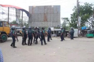 bangladesh-seven-students-of-chittagong-university-fall-ill-as-hunger-strike-continues.jpg