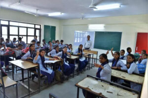 haryana-improves-teacher-student-ratio-but-1000-schools-have-1-educator-each.jpg