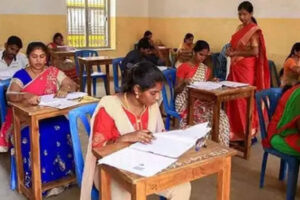 recruitment-delay-leaves-nearly-8000-guest-lecturers-running-tamil-nadu-colleges.jpg