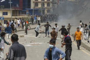 up-professors-team-thanks-god-after-safe-return-from-violence-hit-nepal.jpg