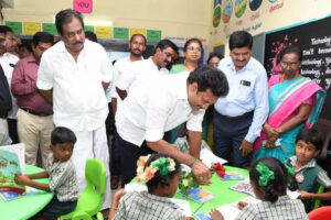 vasippu-iyakkam-initiative-launched-at-madurai-govt-school.jpg