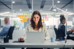 How-To-Build-A-Learning-Culture-That-Drives-Long-Term-Employee-Engagement.jpg