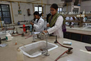 bsc-chemistry-most-sought-basic-science-course-in-govt-colleges.jpg