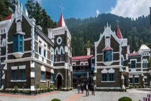 committee-set-up-to-probe-excessive-fee-collection-by-private-schools-uttarakhand-govt-to-hc.jpg