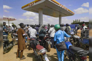 mali-closes-schools-due-to-fuel-scarcity-as-militants-enforce-blockade.jpg
