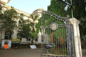 vjti-student-bags-record-rs-72-lakh-per-year-package-but-hiring-in-mumbai-slow.jpg vjti-student-bags-record-rs-72-lakh-per-year-package-but-hiring-in-mumbai-slow.jpg