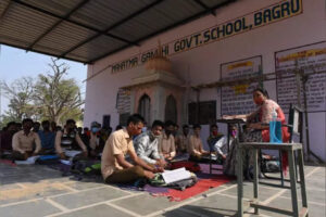 gujarat-announces-sports-yoga-training-for-33k-govt-teachers.jpg