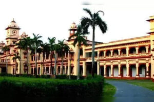 iits-indias-top-tech-schools-see-opportunity-in-trumps-h-1b-curbs.jpg iits-indias-top-tech-schools-see-opportunity-in-trumps-h-1b-curbs.jpg