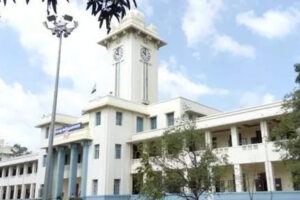 kerala-university-professor-alleges-harassment-over-open-defence-incident.jpg kerala-university-professor-alleges-harassment-over-open-defence-incident.jpg