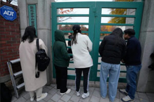 south-korea-halts-flights-for-college-entry-exam.jpg