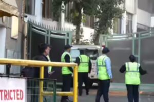 bomb-hoax-in-3-delhi-schools.jpg bomb-hoax-in-3-delhi-schools.jpg