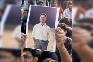 nri-student-dies-by-suicide-on-svnit-surat-campus-students-protest-torture-culture-on-campus-claim-poor-welfare-system.jpg