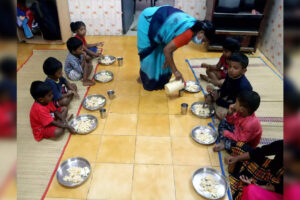 telangana-students-hospitalized-after-mid-day-meal-incident.jpg telangana-students-hospitalized-after-mid-day-meal-incident.jpg