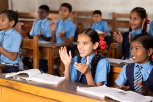 jadhav-panel-report-on-3-language-policy-for-maharashtra-schools-submitted-to-govt.jpg