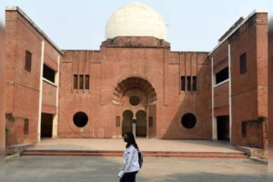 jamia-millia-islamia-considers-hindi-and-urdu-for-postgraduate-instruction.jpg