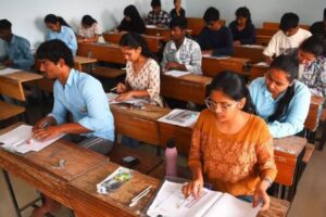 mass-copying-scandal-shakes-class-12-english-exam-in-maharashtra.jpg