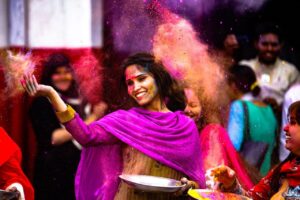 holi_1583069781.jpg