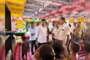 karnataka-mla-shuts-his-pvt-school-to-revive-govt-primary-school.jpg