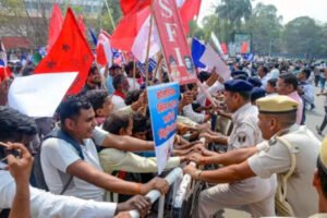 students-protest-against-govt-over-ugc-in-patna-clash-with-police.jpg